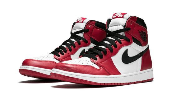 Air Jordan 1 Retro High OG “Chicago” 555088-101